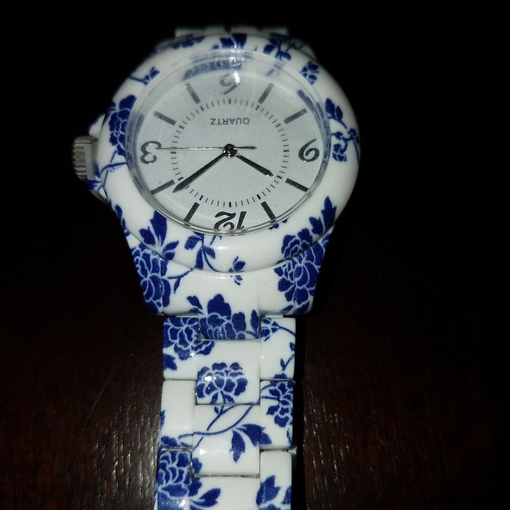 Floral watch